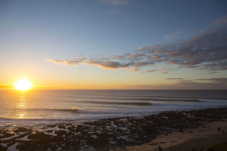 World’s Best Arrive in Jeffreys Bay for Corona Open J-Bay
