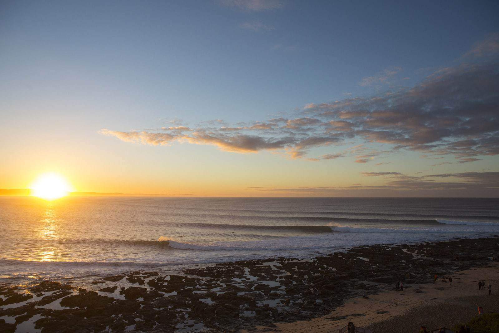 World’s Best Arrive in Jeffreys Bay for Corona Open J-Bay