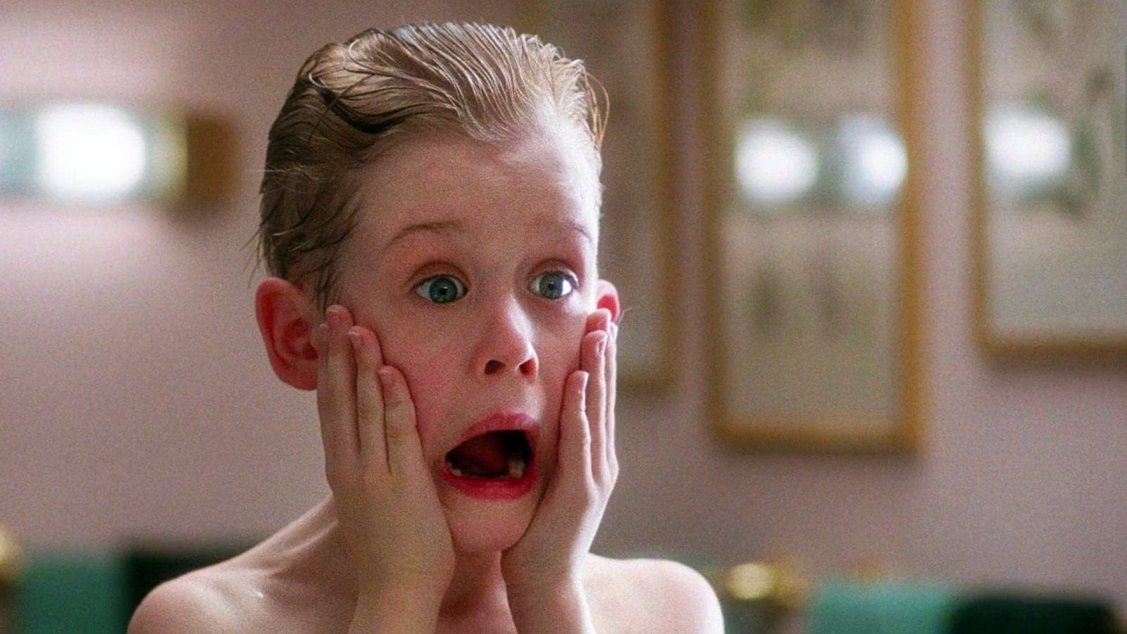 Macaulay Culkin recreates Home Alone