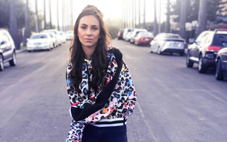 Amy Shark releases video for ' Mess Her Up '