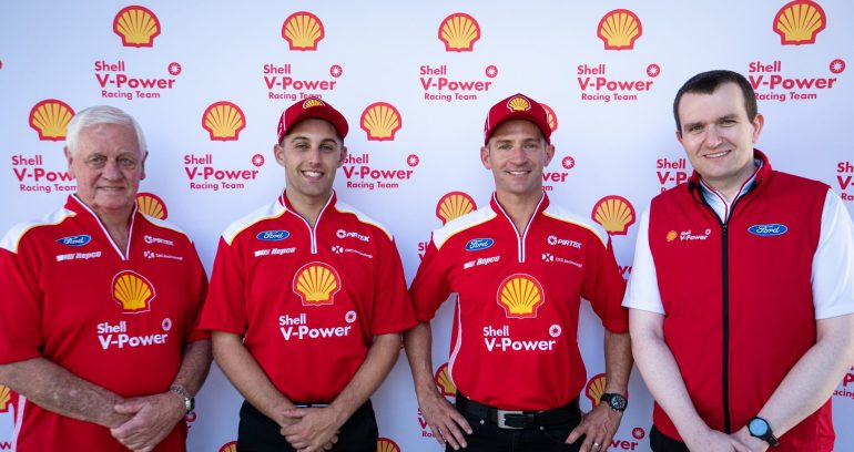 Will Davison and Anton De Pasquale move to Shell V Power Racing