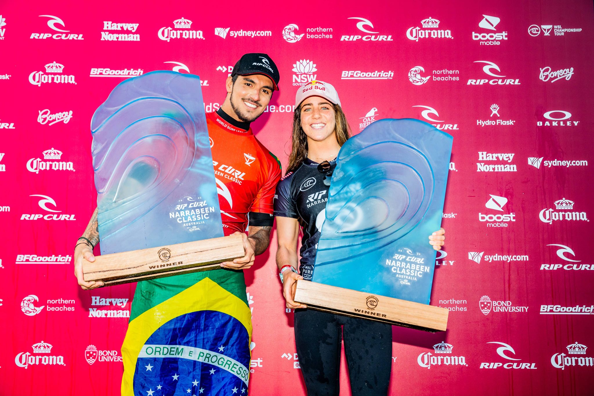 Caroline Marks and Gabriel Median win the Narrabeen Classic