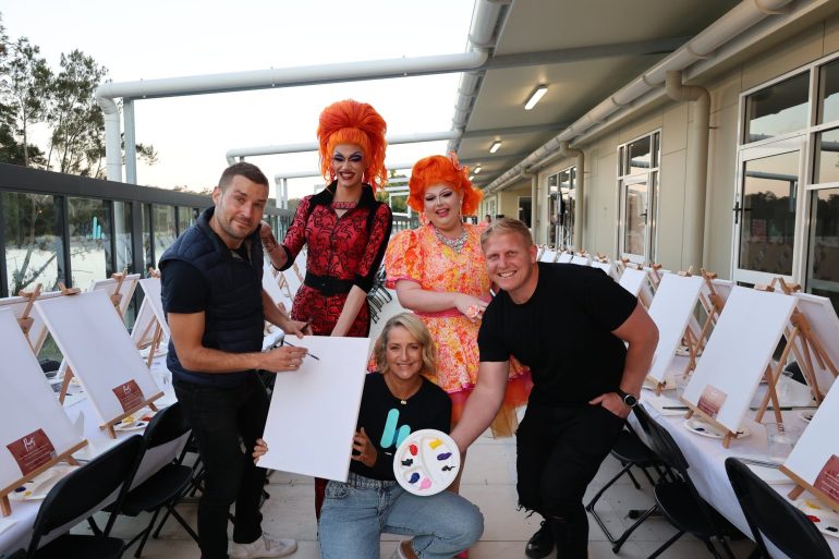 Snapped:  90.9 Sea FM ‘World’s Biggest Paint & Sip’