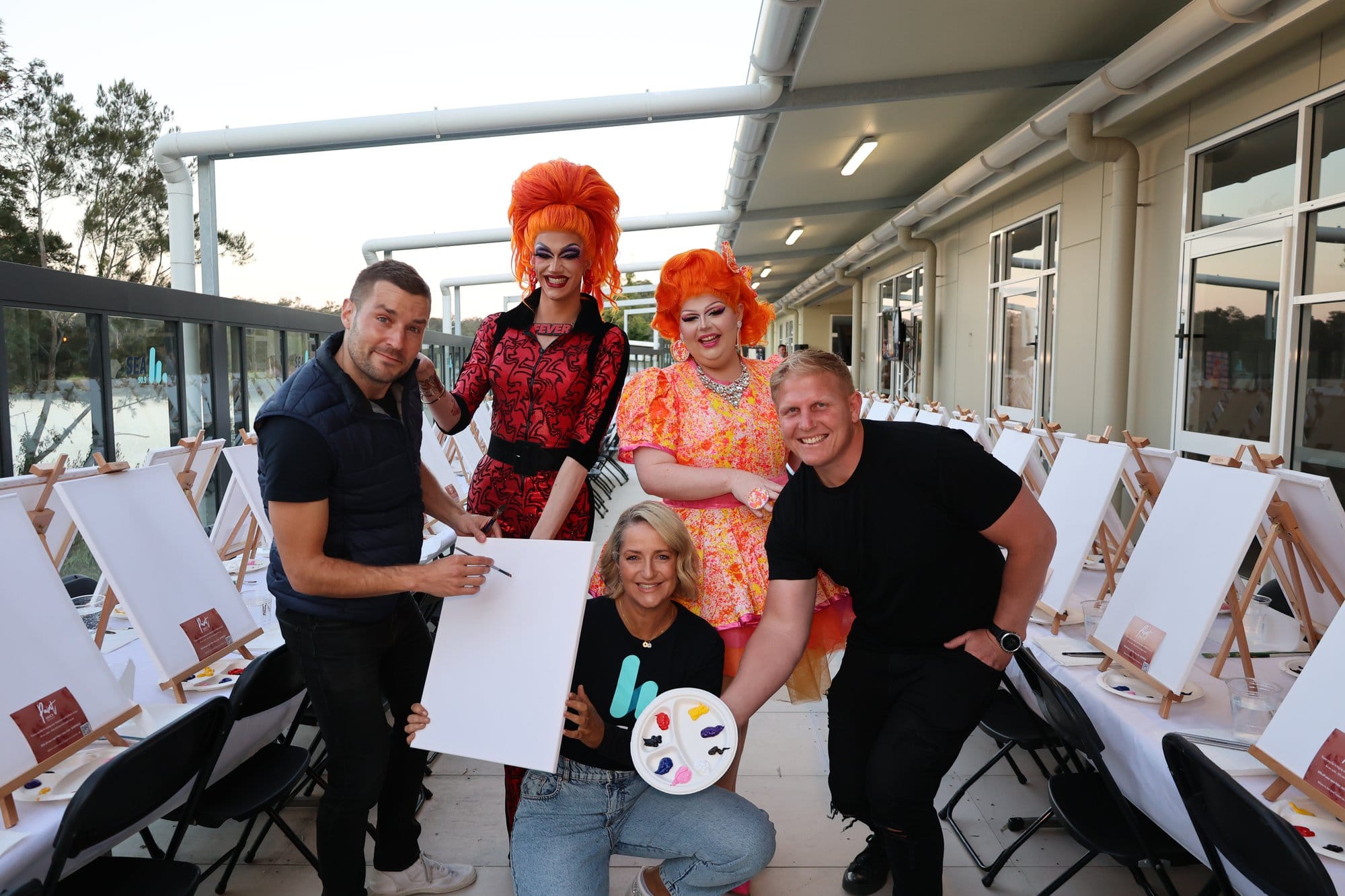 Snapped:  90.9 Sea FM ‘World’s Biggest Paint & Sip’