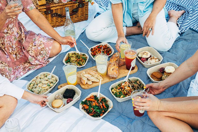 Dalas Kitchen, your fave new salad destination opens Sunday