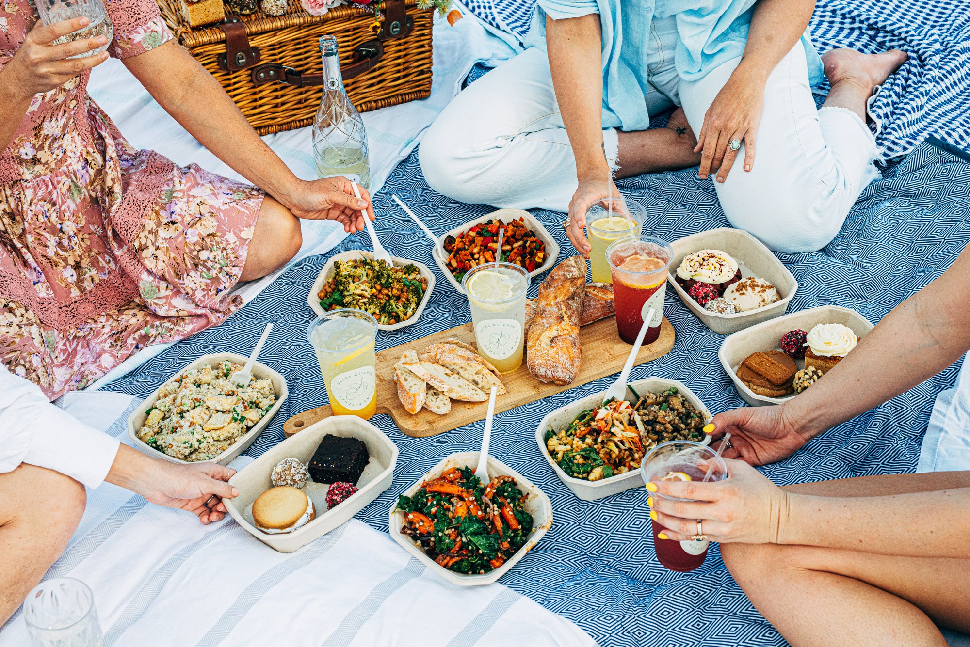 Dalas Kitchen, your fave new salad destination opens Sunday