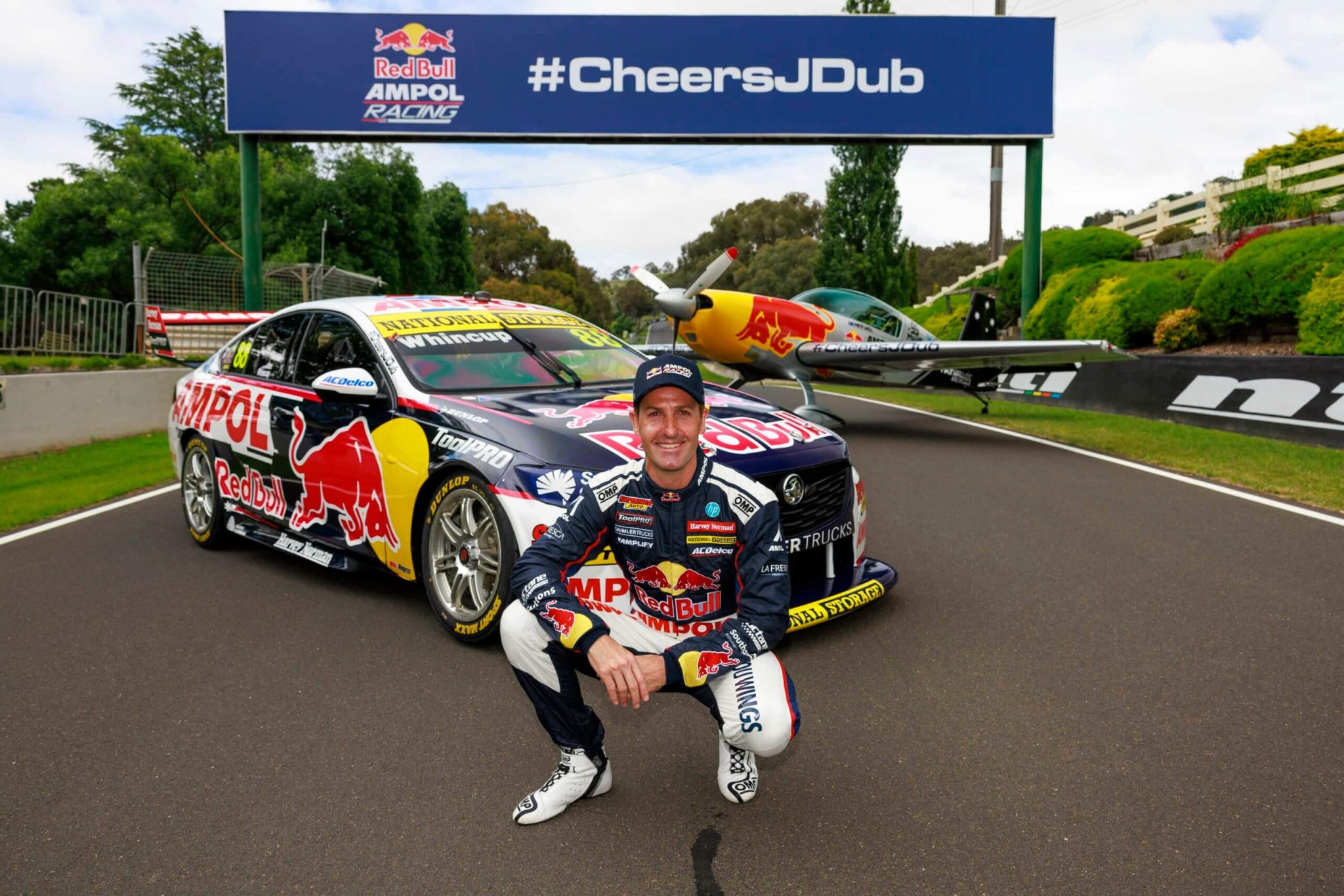 Stage set for Jamie Whincup farewell this weekend